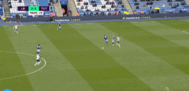 西班牙和乌拉圭迎来世界杯第三次交手，此前两次均战成平局