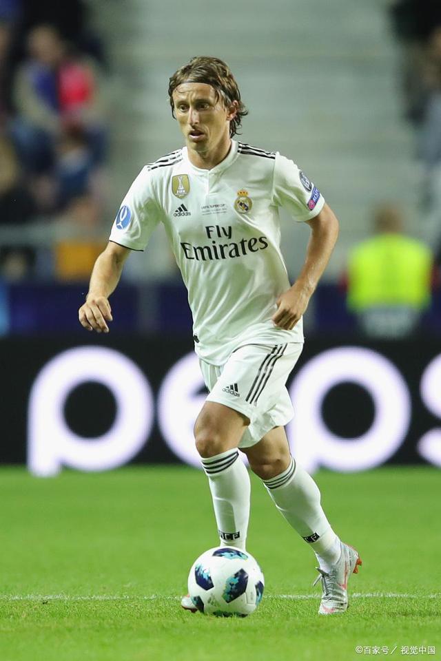 下半场爆发！约翰逊全场18中9，得到29分12板12助